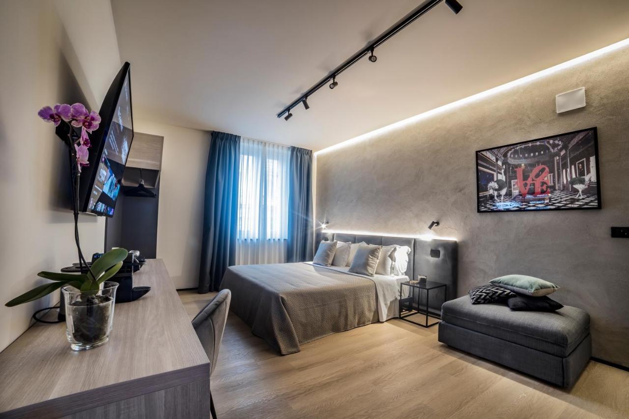Corso 84 Luxury Suites Пескара Екстериор снимка