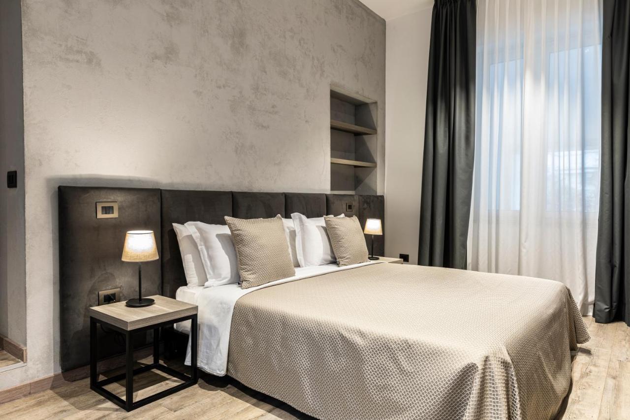 Corso 84 Luxury Suites Пескара Екстериор снимка