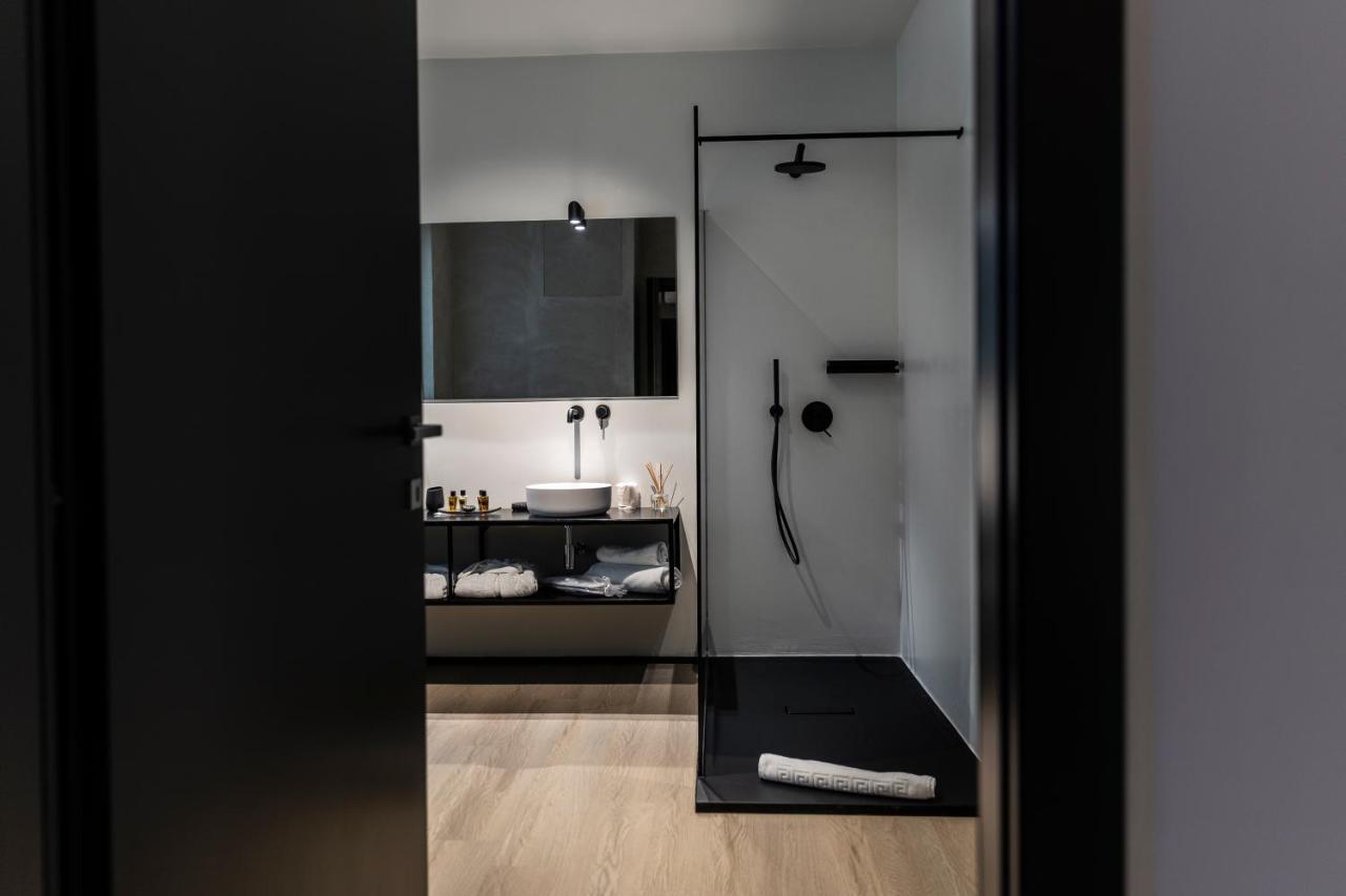 Corso 84 Luxury Suites Пескара Екстериор снимка