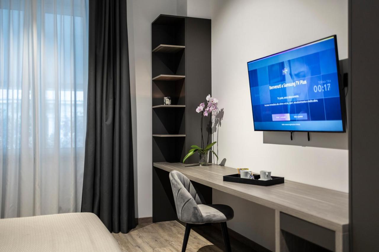 Corso 84 Luxury Suites Пескара Екстериор снимка