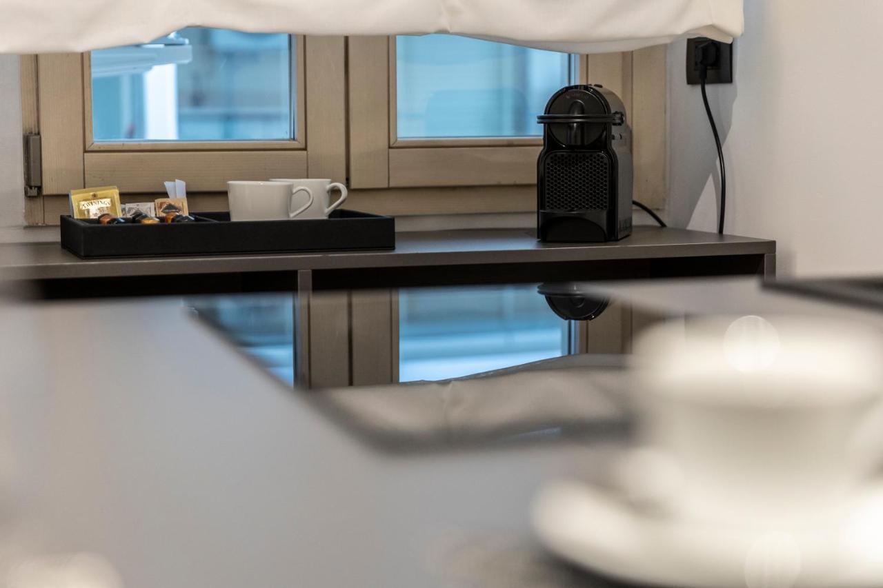 Corso 84 Luxury Suites Пескара Екстериор снимка