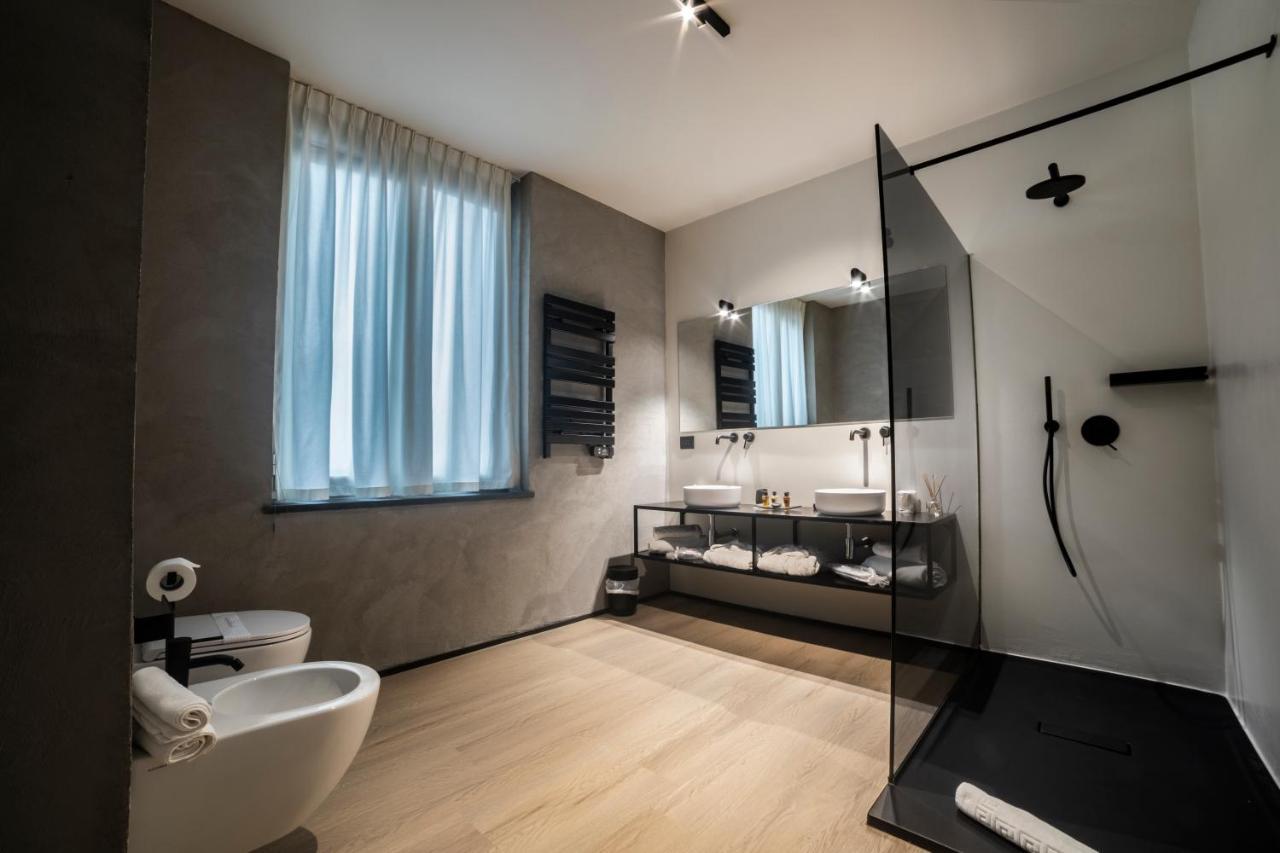 Corso 84 Luxury Suites Пескара Екстериор снимка