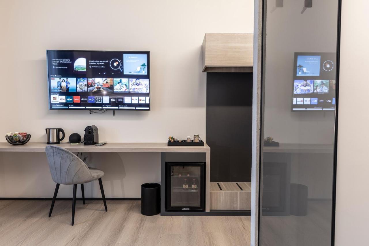 Corso 84 Luxury Suites Пескара Екстериор снимка